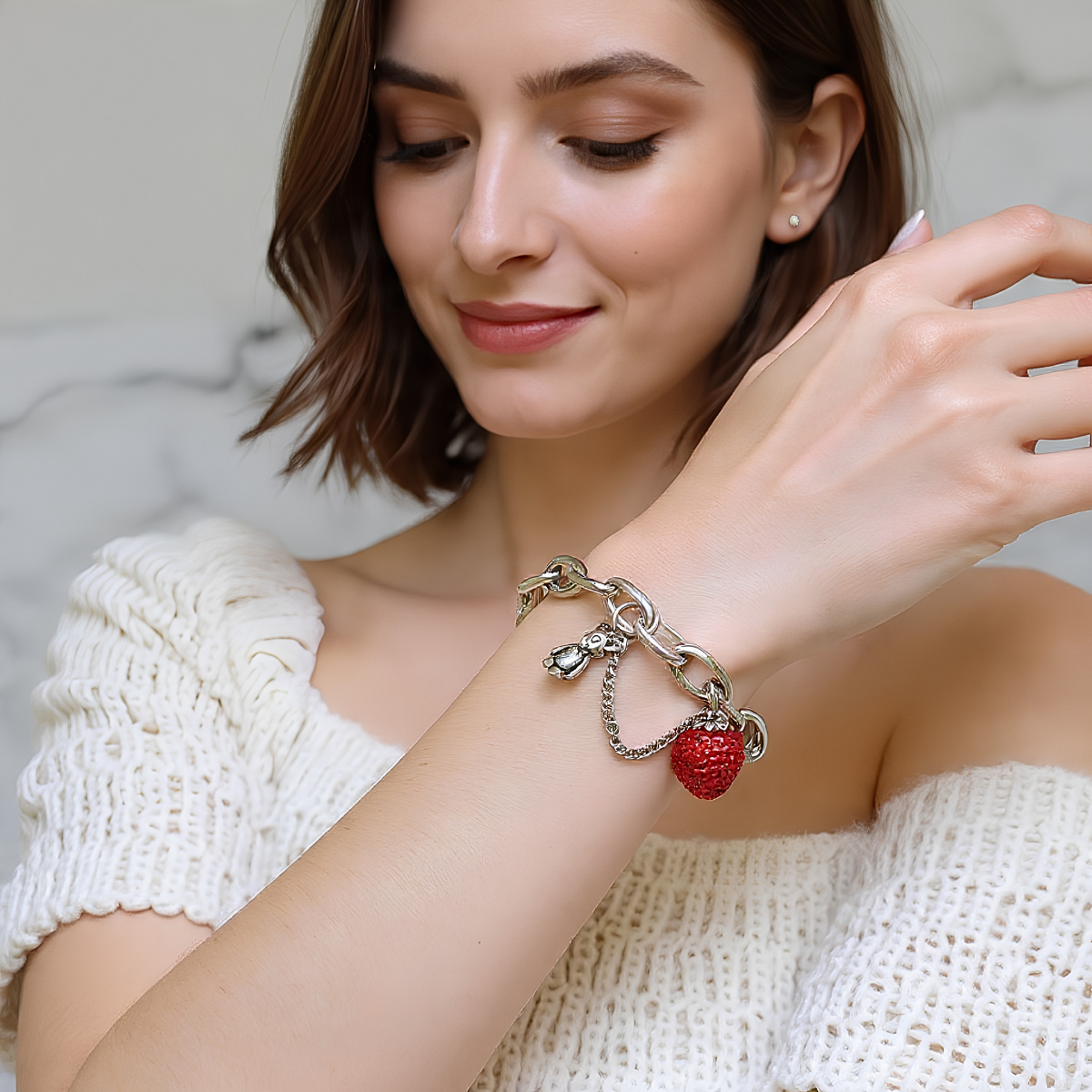 Pulsera de Plata 925 con colgante de oso y circonita de fresa roja - Berry