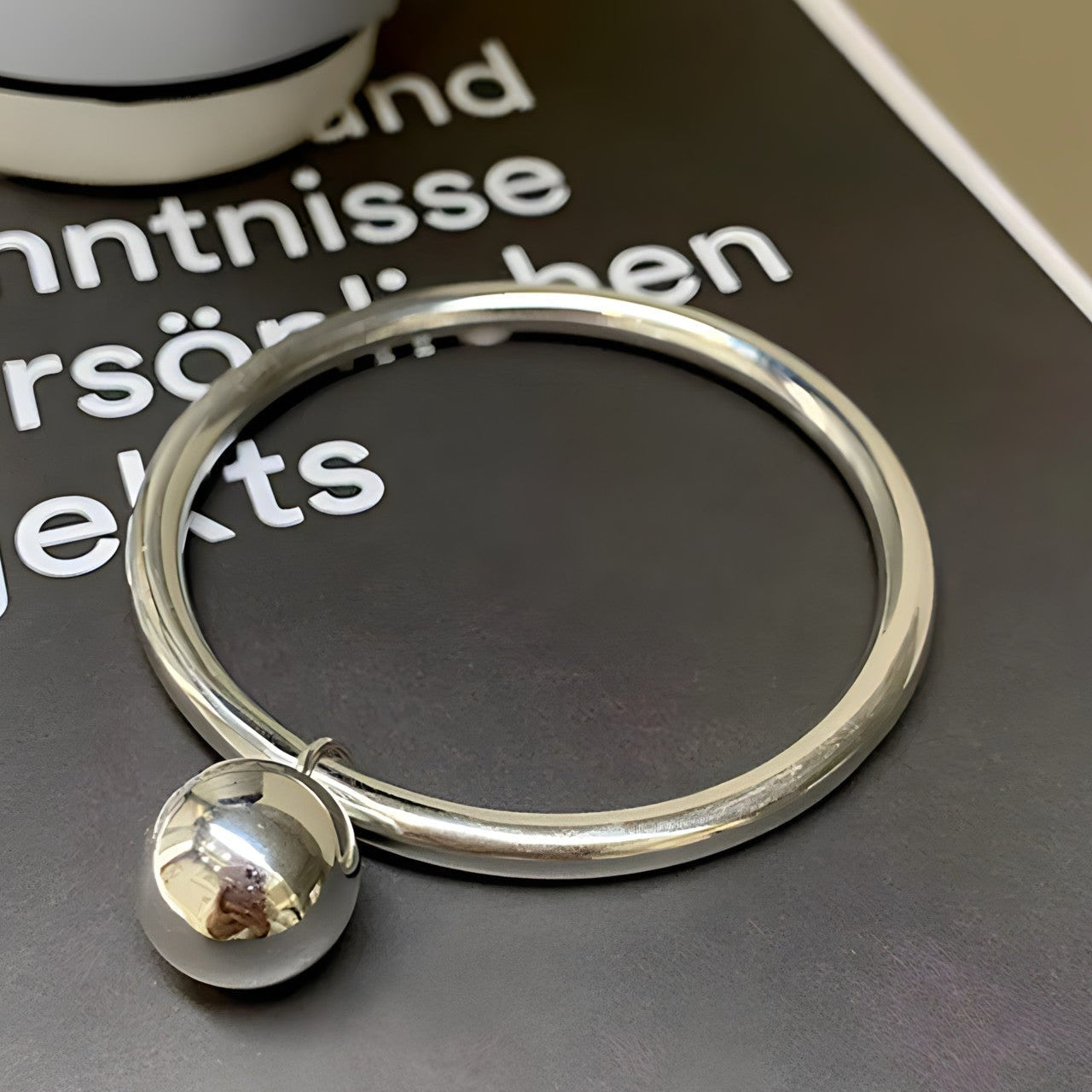Pulsera de Plata 925 con colgante en forma de esfera - Karla