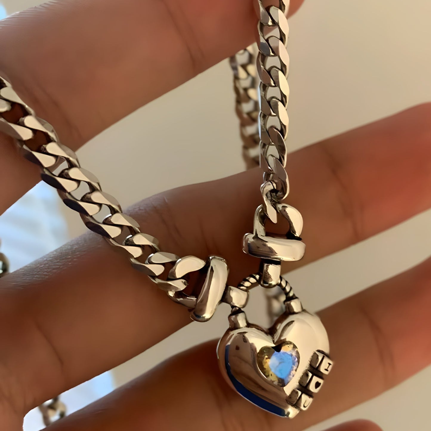 Collar de Plata 925 con colgante de corazón y circonitas - Felipa