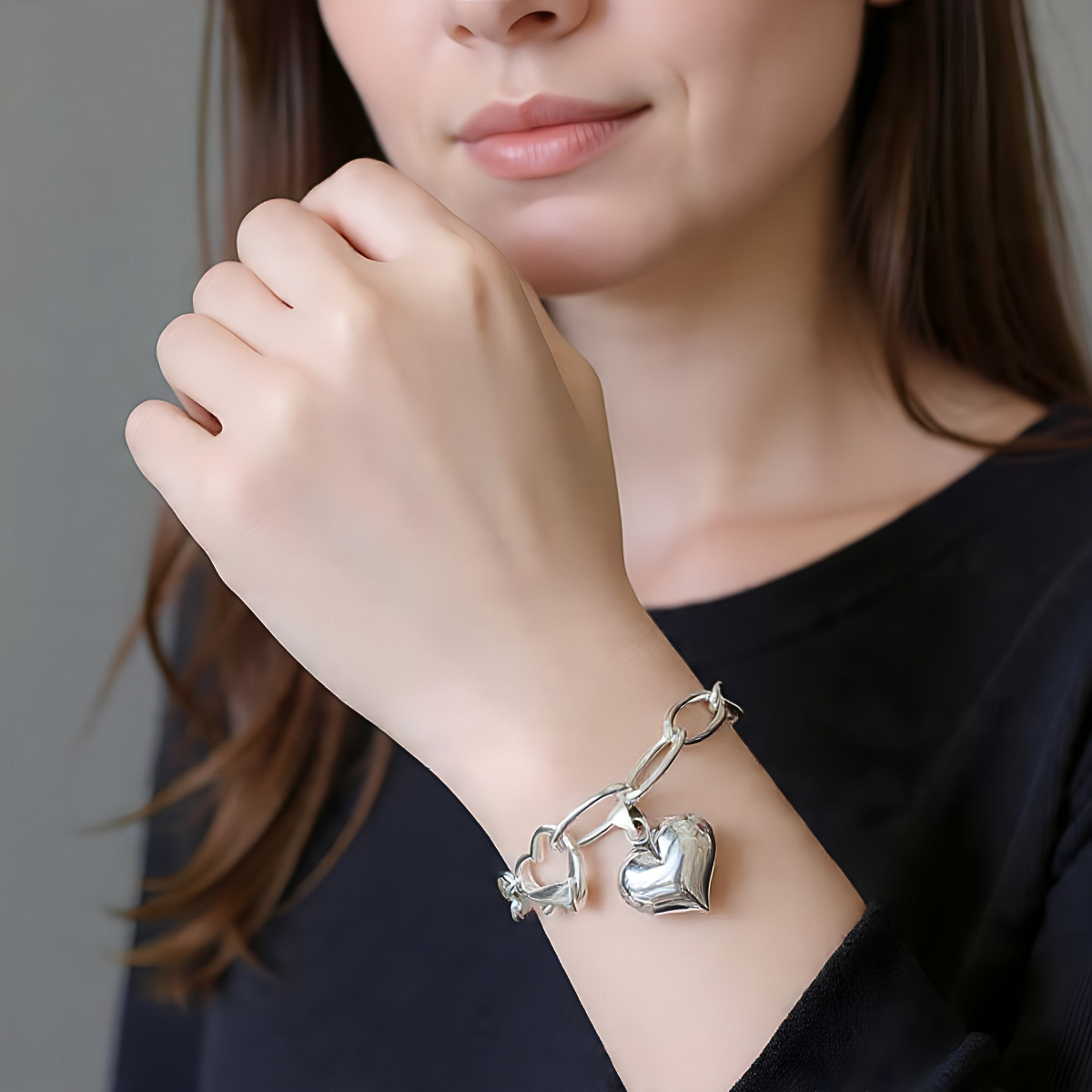 Pulsera de Plata 925 con colgantes en forma de corazón - Love Strong