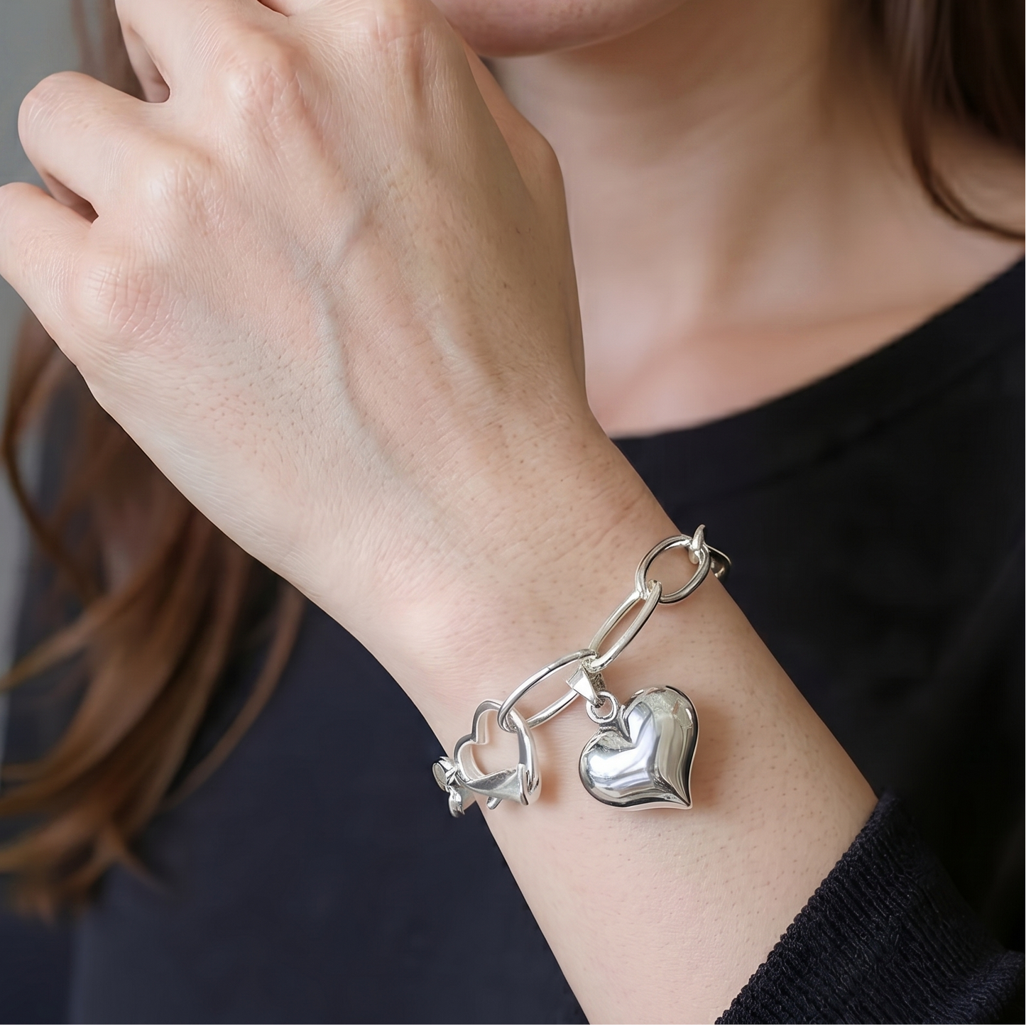 Pulsera de Plata 925 con colgantes en forma de corazón - Love Strong